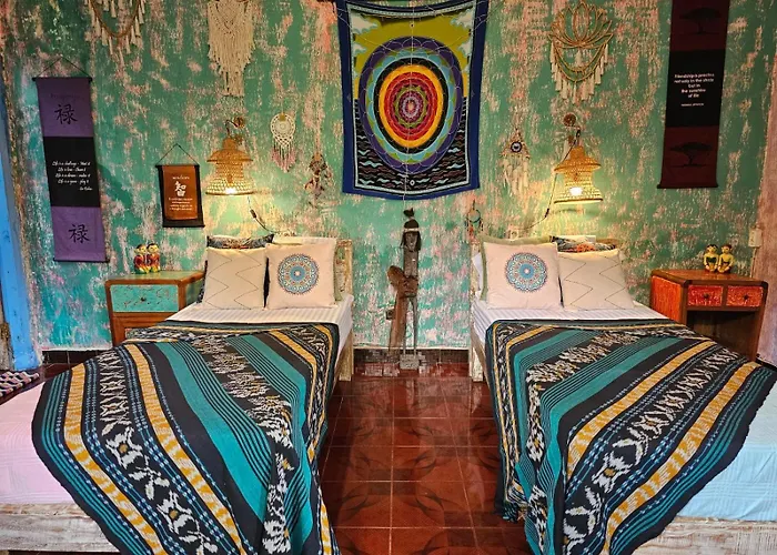 Loca Hostel *