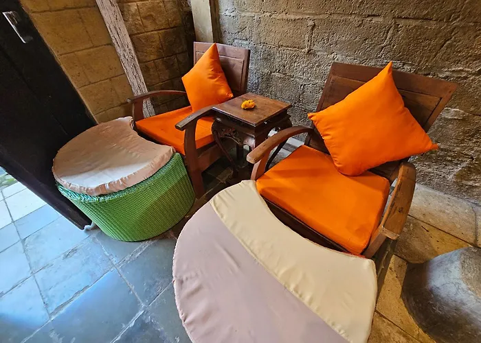 Hostel Loca Lovina