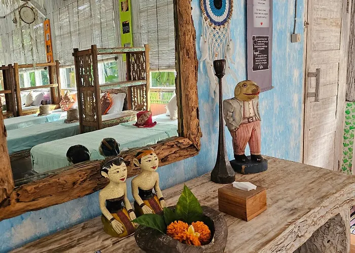 Hostel Loca Lovina