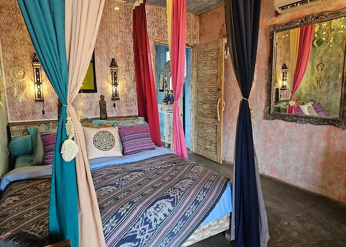 Hostel Loca Lovina