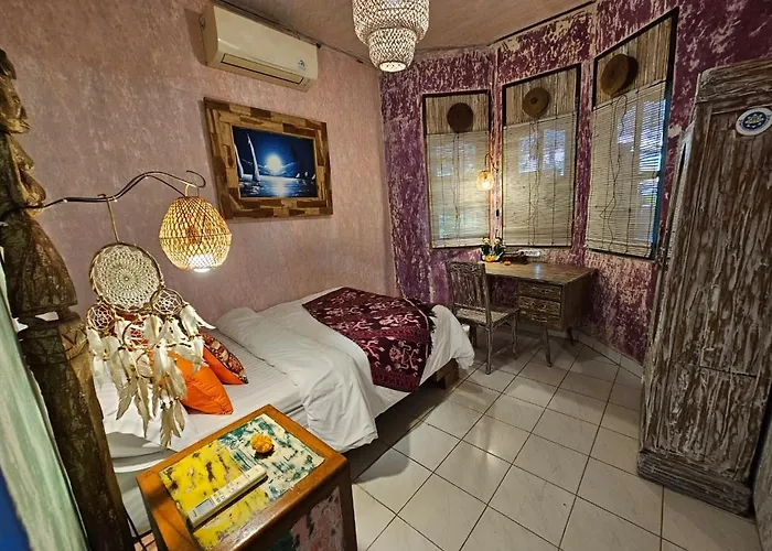 Hostel Loca Lovina